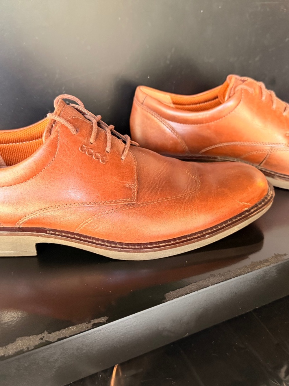 Ecco men brown leather dress shoes size 9.5